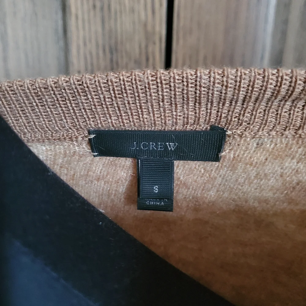 LAST CHANCE J. Crew Tan Crew Neck Sweater with Textured Knit - Picture 3 of 3